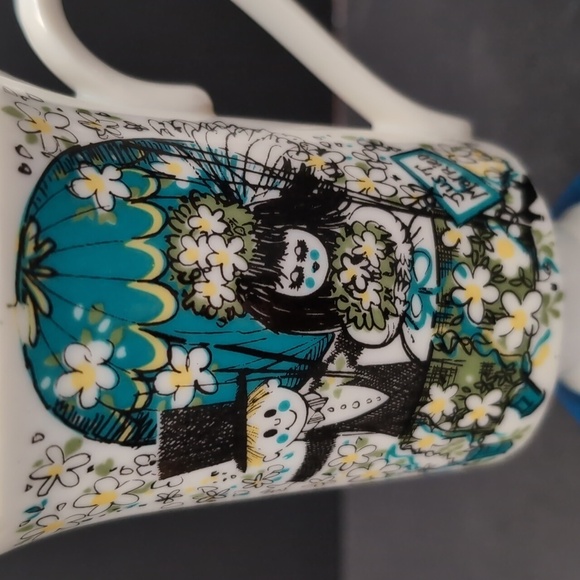 Vintage Set Of 2 Floral Just Married Wedding Footed Coffee Cups. - Picture 2 of 9